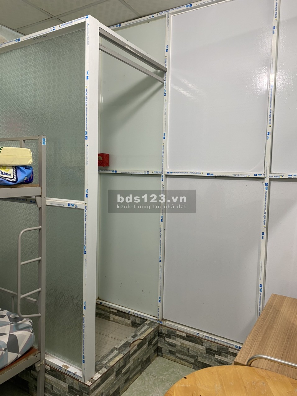 Phòng trọ quận 1 giờ tự do nt đầy đủ không chung chủ khu an ninh yên tĩnh
