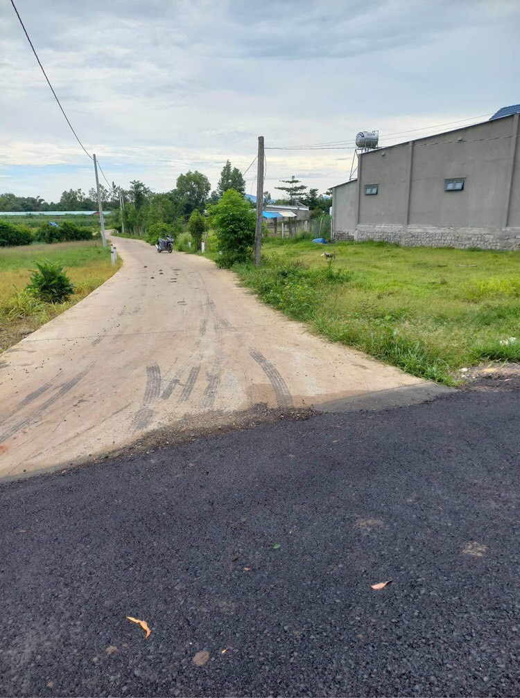 Diện tích 500m2 có 100 thổ cư 2 mặt tiền Sơn Bình Châu Đức, BRVT chỉ 1,450 tỷ