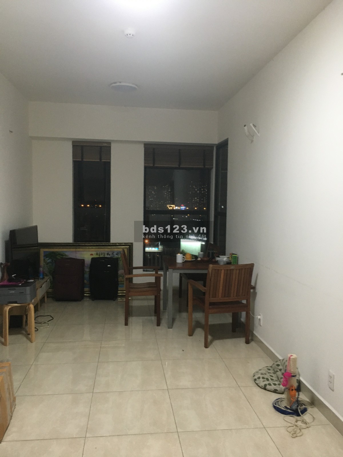 Chính chủ cho thuê gấp căn 3 phòng ngủ, tầng cao, view thoáng, có sẵn đầy đủ tiện nghi
