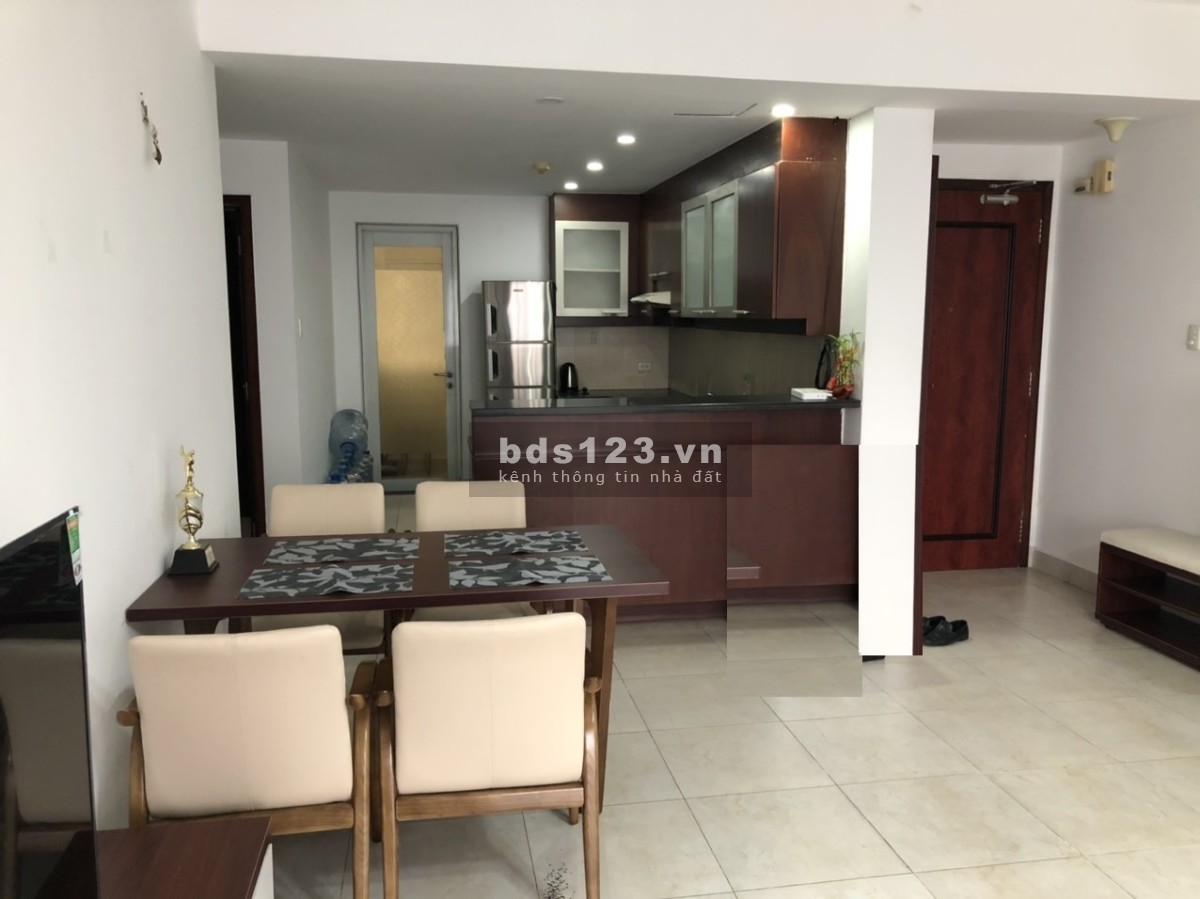 Chính chủ cần cho thuê nhanh chung cư cao cấp Hùng Vương Plaza, đầy đủ nội thất