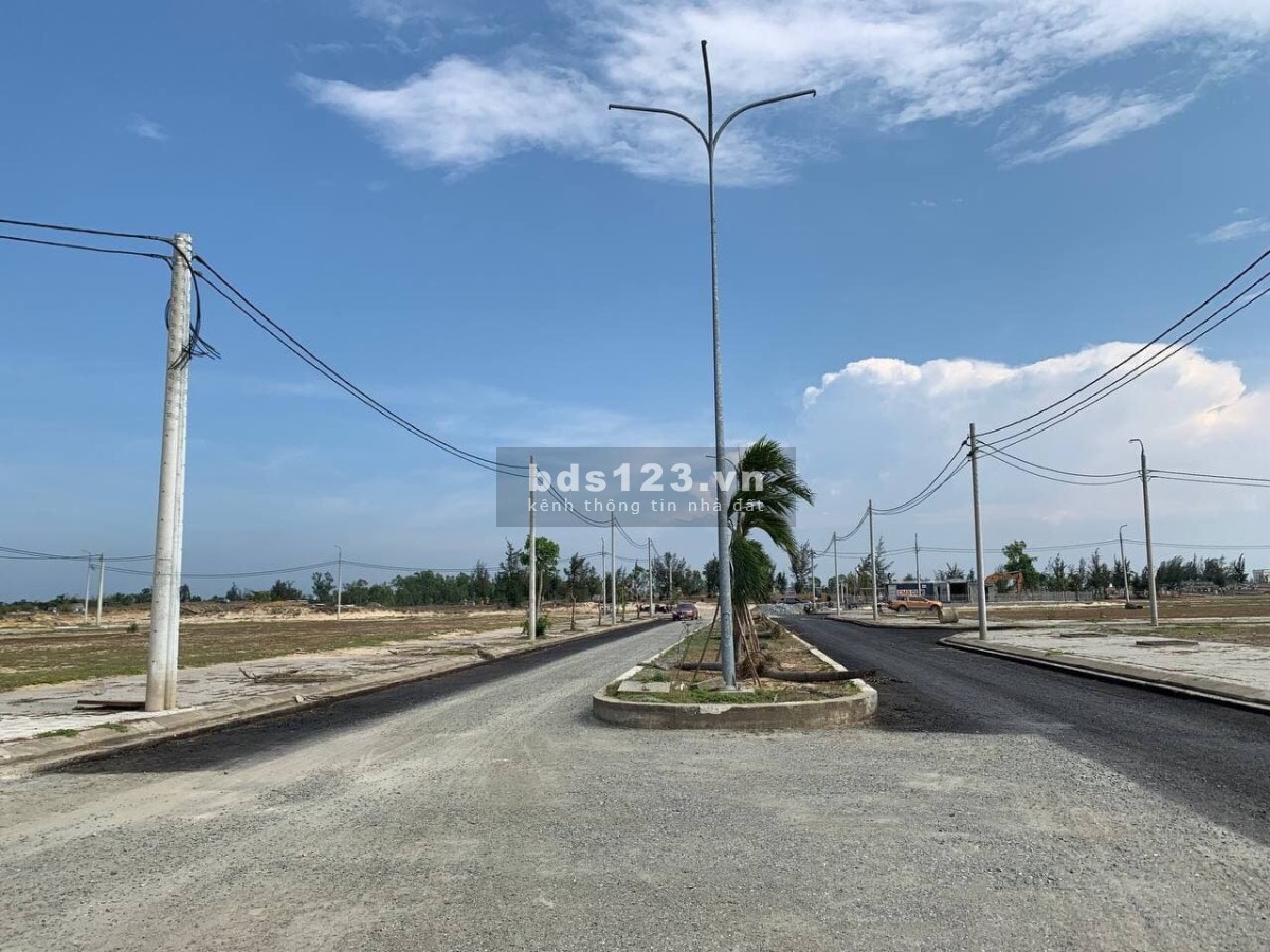 Ngoại giao 5 quỹ đất ngay trung tâm thị xã Điện Ngọc, giá chưa qua đầu tư chiết khấu 8%