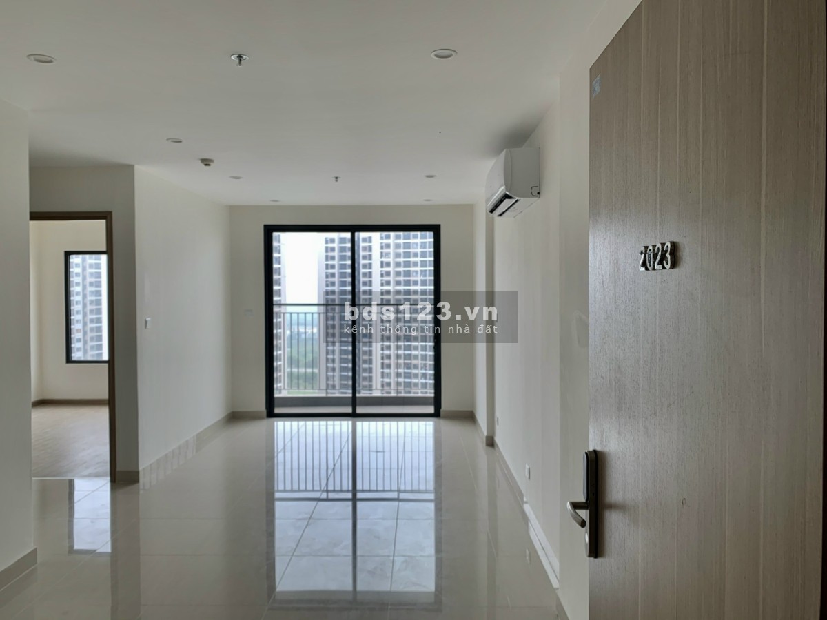 Bán căn hộ 2 phòng ngủ, 1 wc giá siêu rẻ tại Vinhomes Ocean Park lh 0965 479 380