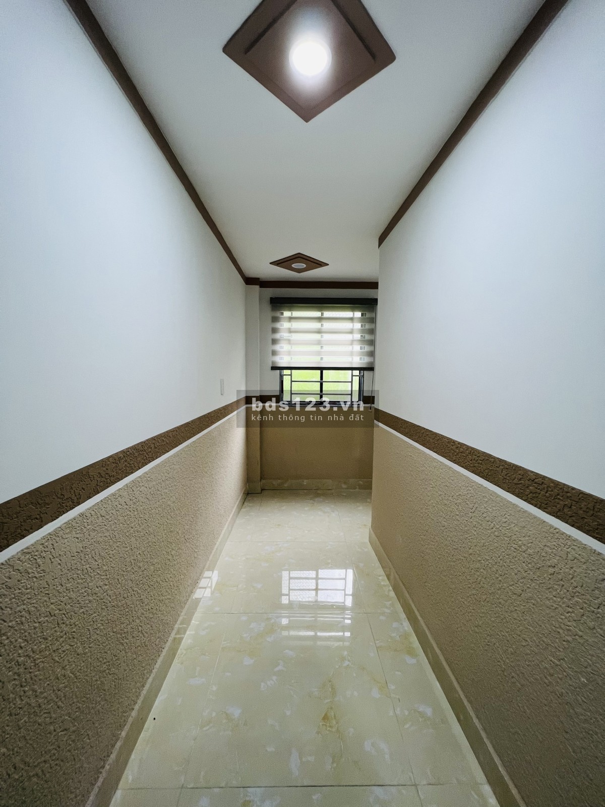 Bán nhà SHR ngay ngã ba Nguyễn Thái Học giá 2,69 tỷ, DT 5,1 x 20 nở hậu 7,3m