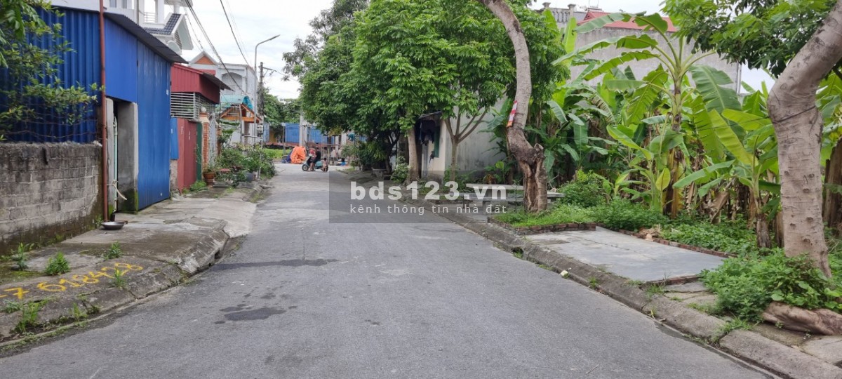 Bán lô đất đường nhựa 8m diện tích hơn 50m giá hơn 1 tỷ cách công viên Hồ Rế trung tâm An Dương 2km