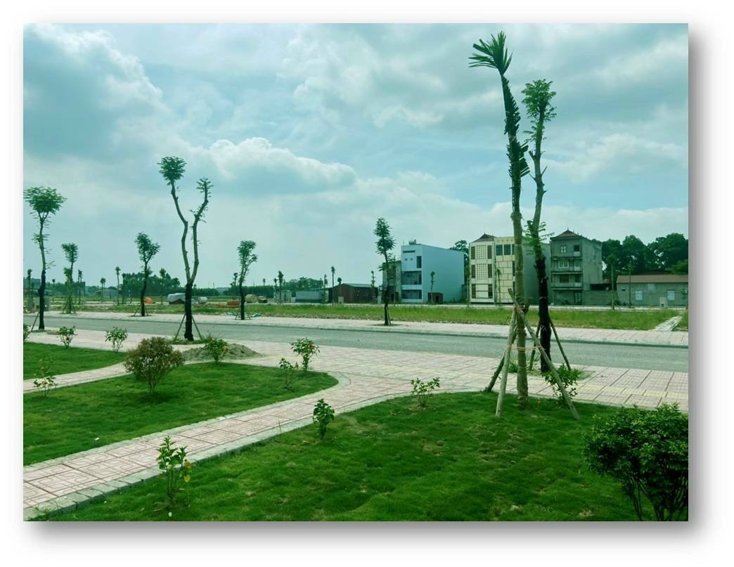 Mua vào lãi luôn. Đất trung tâm thành phố Lạng Sơn, 1 lô duy nhất view công viên nước.