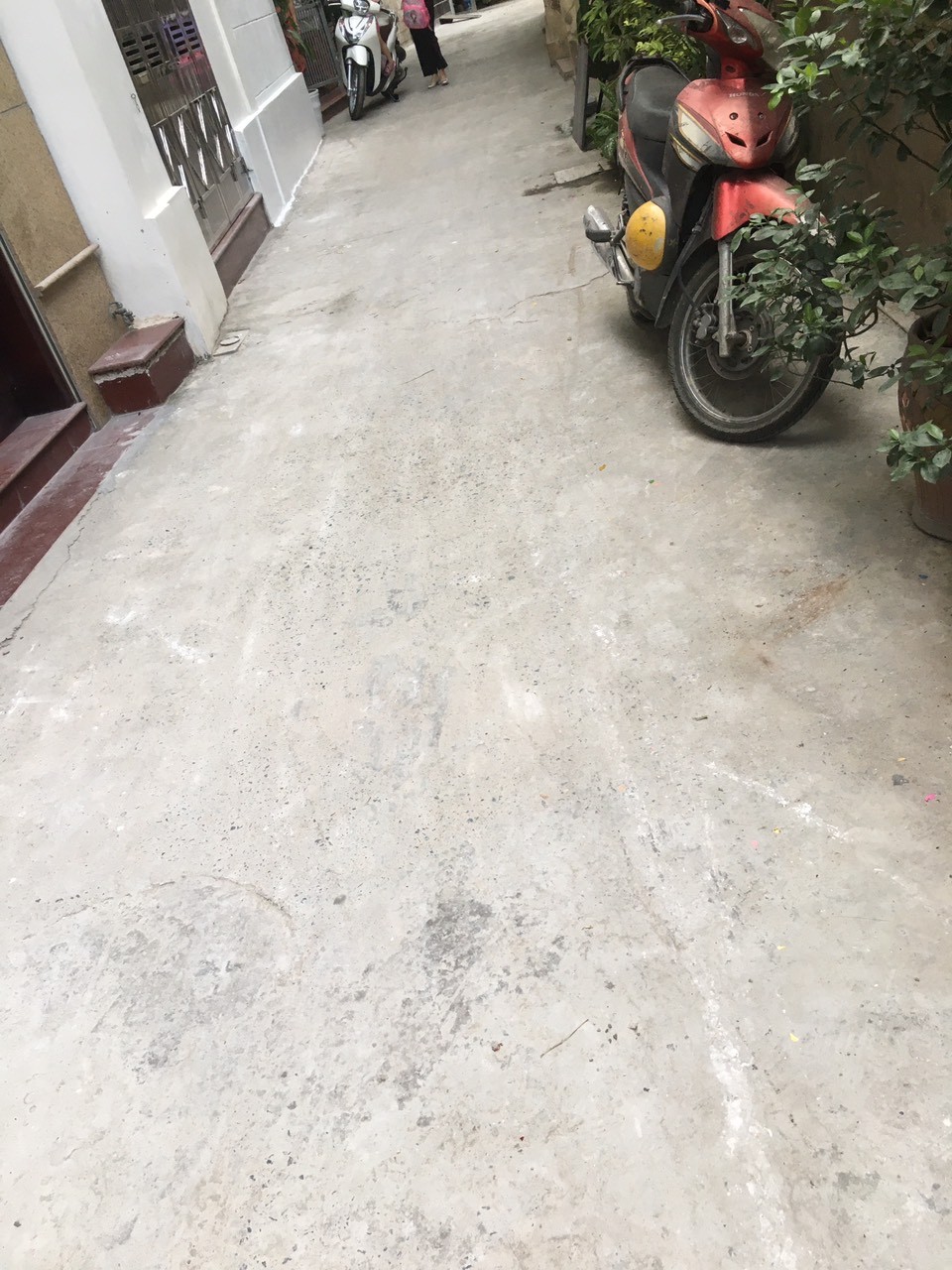 Nhà Hiếm Ngọc Lâm, Long Biên 5 tầng có gara ô tô, thang máy giá chỉ 6,8 tỷ đồng
