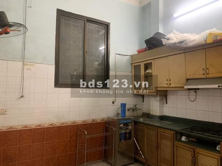 Bán nhà Kim Giang, Hoàng Mai 48m2 x 4 tầng, MT 3.5m, chỉ 5.6 tỷ. Alo em Lan 24/24h 0975258510
