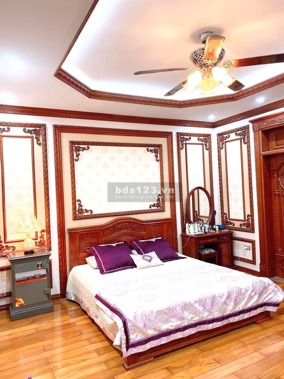 Bán nhà đẹp ngõ 603 Lạc Long Quận, gara, kinh doanh, văn phòng kết hợp ở 48m2, giá 17 tỷ