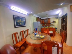 Nhà đẹp Nguyễn Chí Thanh trung tâm quận DT 65m² x 5 tầng mặt tiền thoáng giá chỉ 6 tỷ