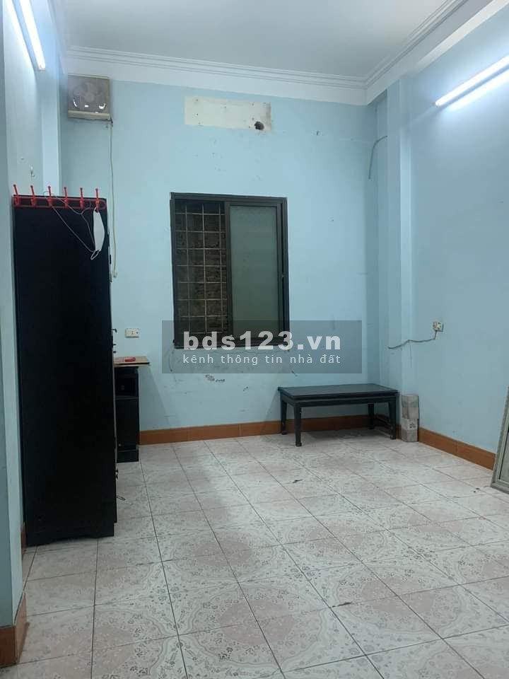 Bán nhà Kim Giang, Hoàng Mai 48m2 x 4 tầng, MT 3.5m, chỉ 5.6 tỷ. Alo em Lan 24/24h 0975258510