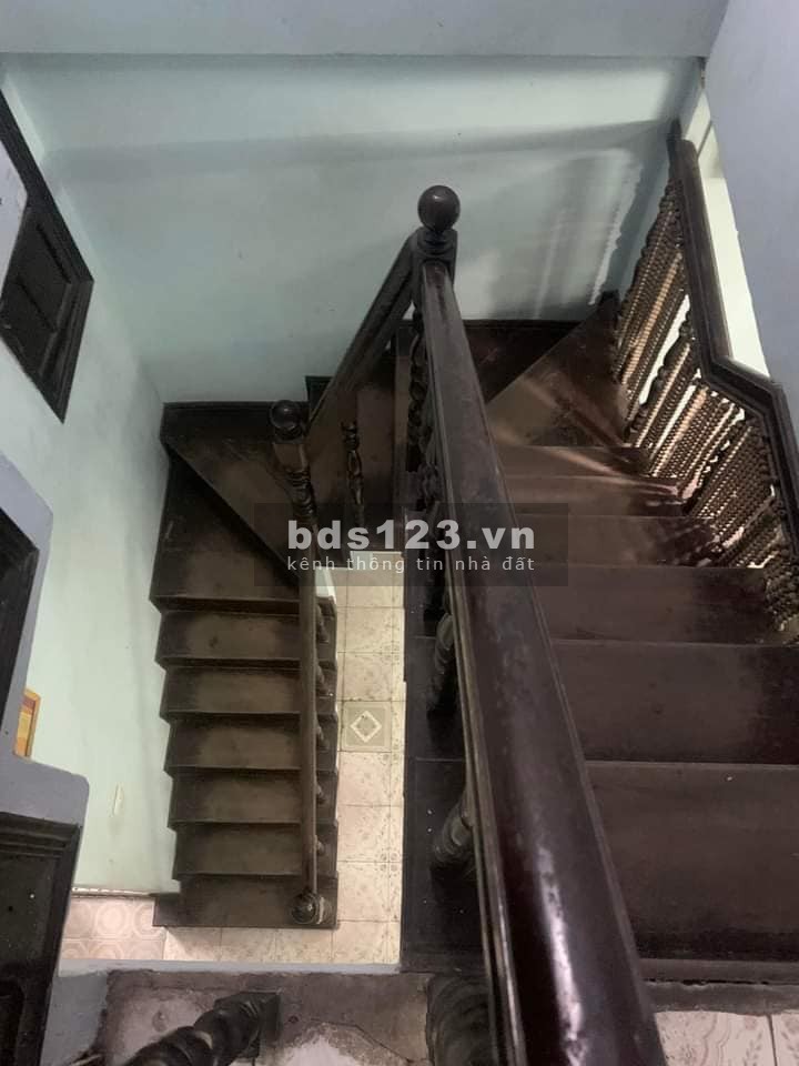 Bán nhà Kim Giang, Hoàng Mai 48m2 x 4 tầng, MT 3.5m, chỉ 5.6 tỷ. Alo em Lan 24/24h 0975258510