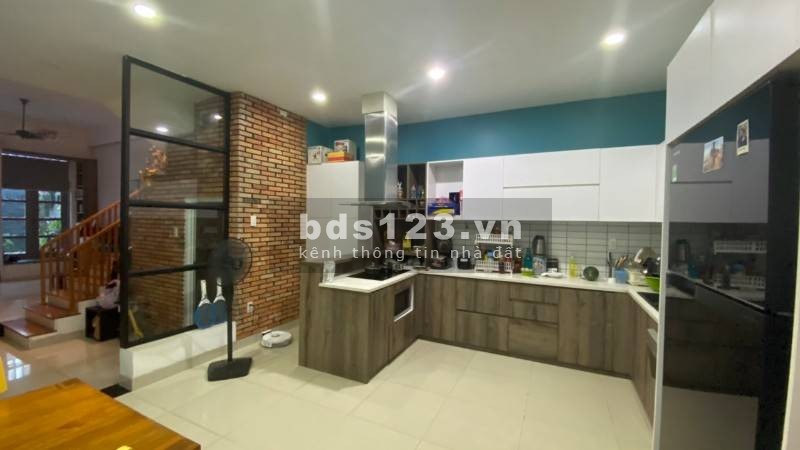 Bán Gấp Lo Việc Gia Đình trung tâm Quận 3, Hẻm 3m Thông, 44m2, 5 Tầng, nhỉnh 9 tỷ