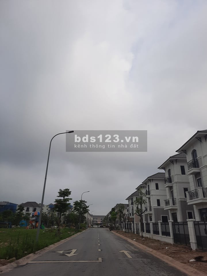 Bán biệt thự đơn lập đạt tiêu chuẩn Singapore tại Từ Sơn giá bán 16.1 tỷ