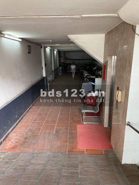 Cho thuê văn phòng mặt đường trục đường chính ở Hà Nội - Nguyễn Lương Bằng, Đống Đa