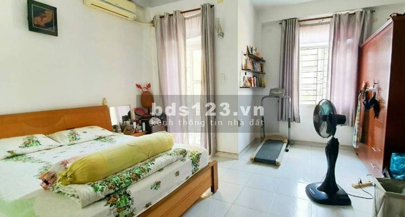 Bán Gấp Lo Việc Gia Đình trung tâm Quận 3, Hẻm 3m Thông, 44m2, 5 Tầng, nhỉnh 9 tỷ