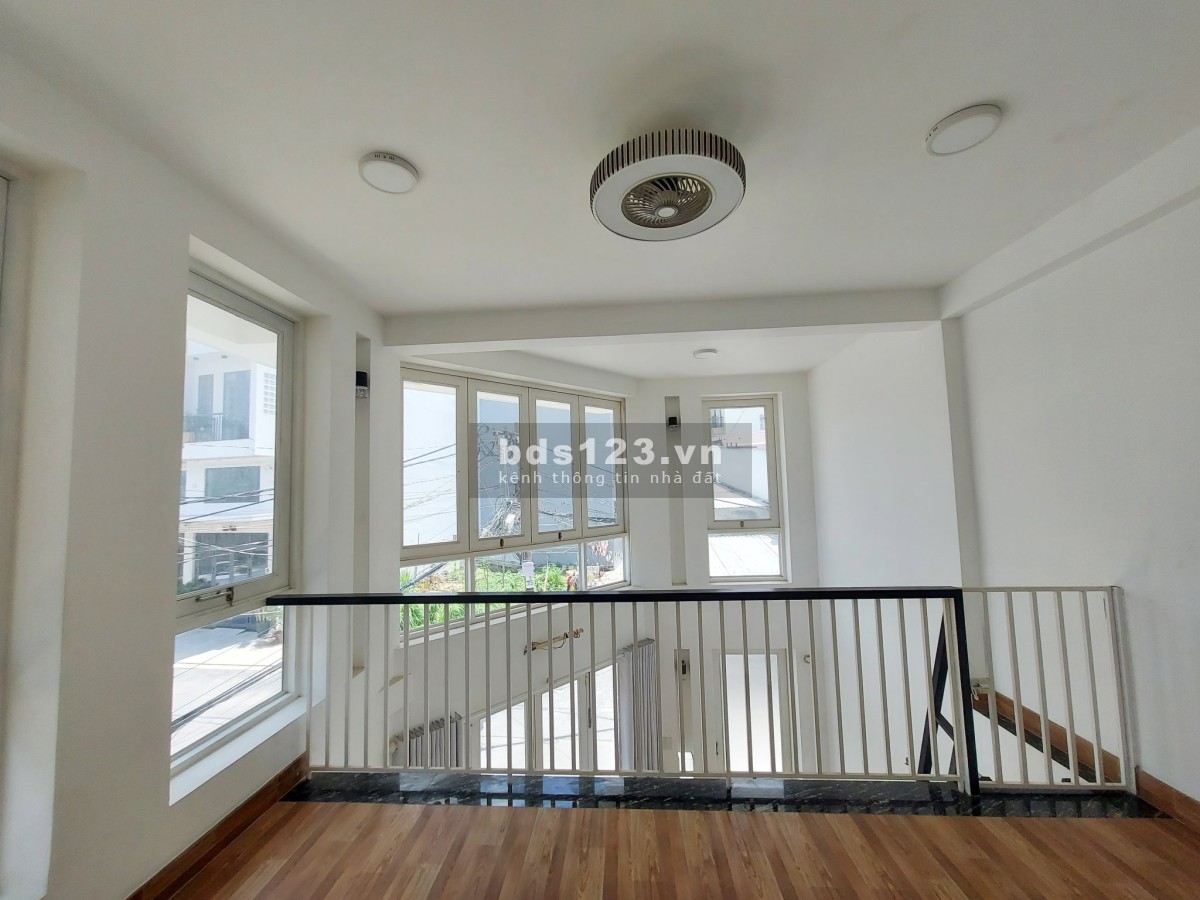 Cho thuê nhà nguyên căn Gò Vấp đường Số 59 hẻm xe hơi dt 50,4m2 6 tầng có thang máy