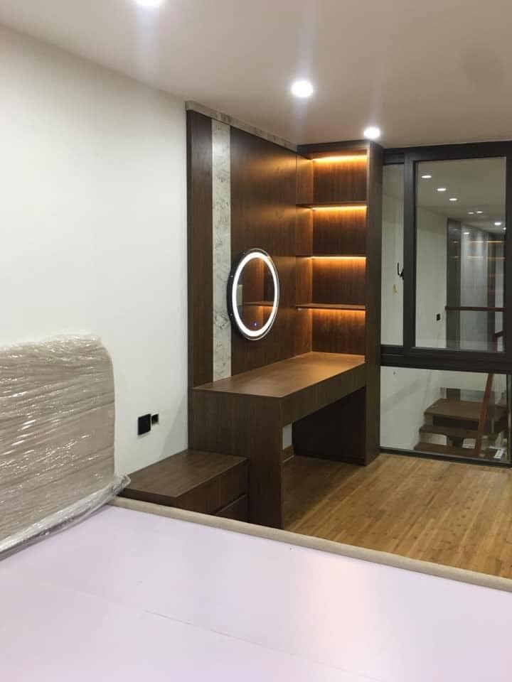 Dòng tiền cho chủ nhà Lương Thế Vinh, toà Apartment dtsd 150m2, 9 tầng giá nhỉnh 39 tỷ