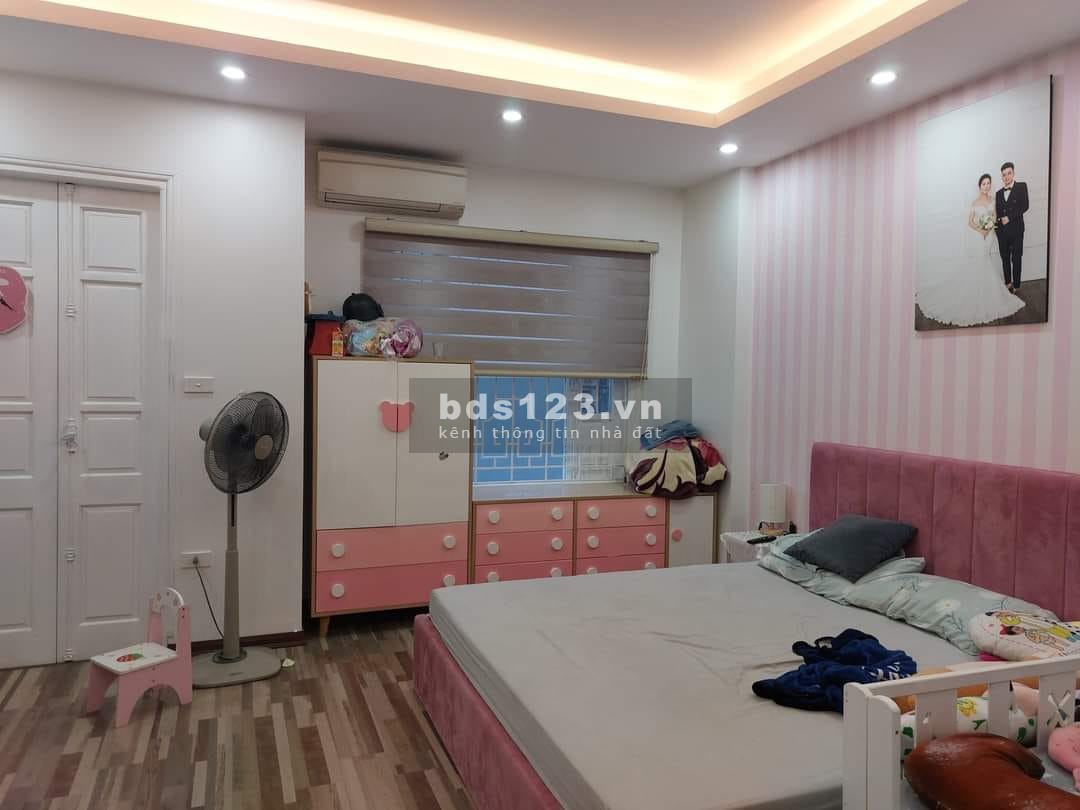 Trần Bình nhà đẹp vào ở luôn, tặng nội thất diện tích 28m² x 5 tầng giá bán 2,3 tỷ
