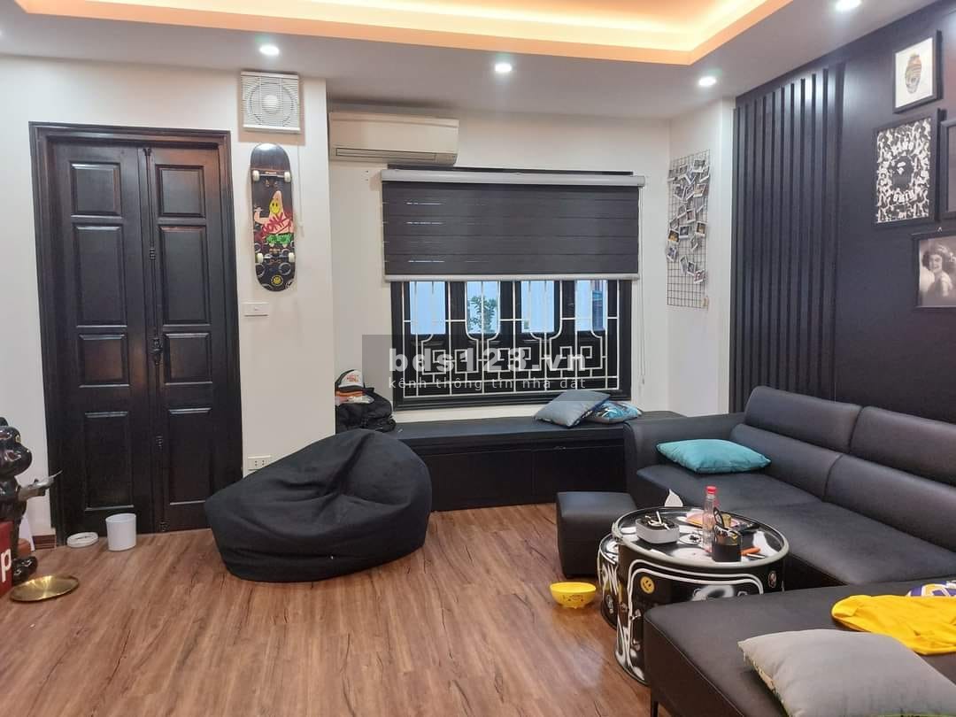 Trần Bình nhà đẹp vào ở luôn, tặng nội thất diện tích 28m² x 5 tầng giá bán 2,3 tỷ