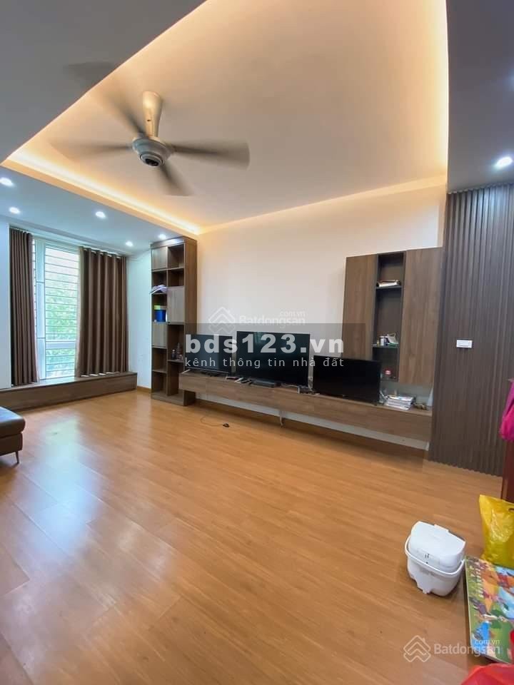 Bán nhà Xuân Đỉnh nhà rộng vào ở sướng diện tích 46m, giá bán 4.1 TỶ