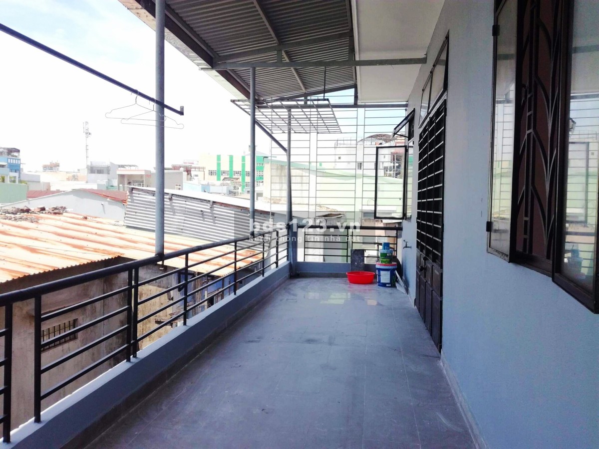 Bán nhà đường Trưng Nữ Vương, gần Cầu Rồng. 60m2x3Tầng, Cực Rẻ (0935621182)