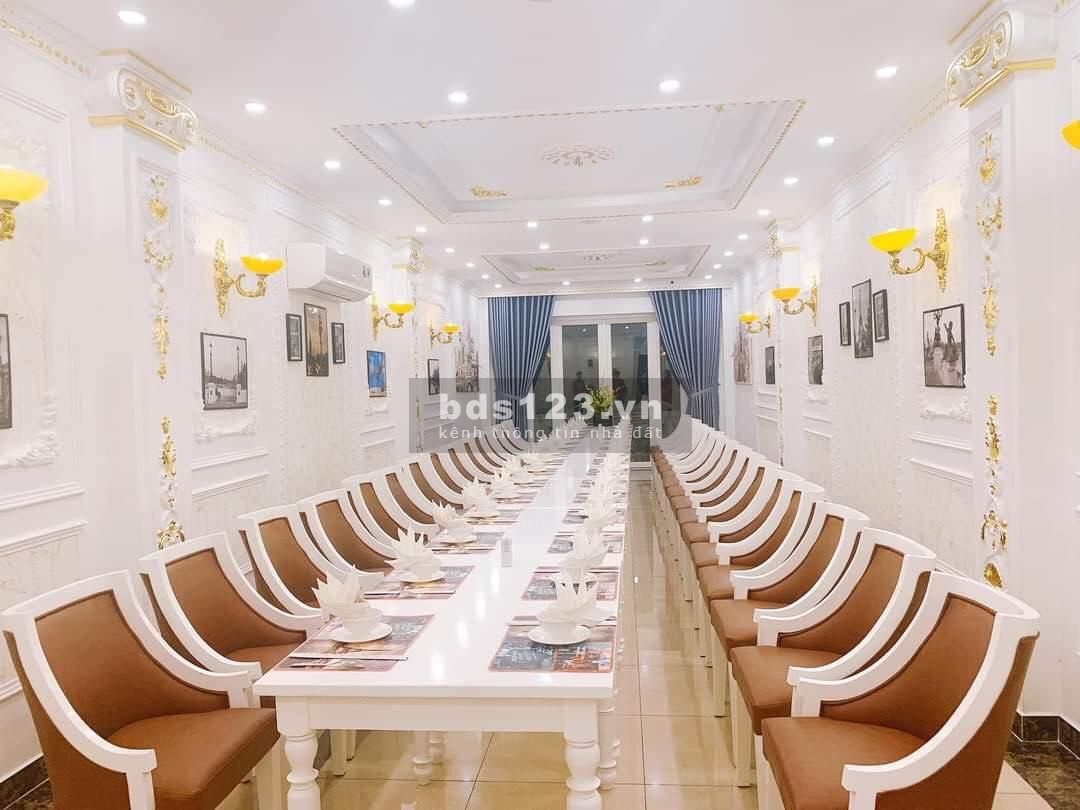 Hàng giá sốc! Bán nhà mặt tiền tại Tân Bình - Giá đầu tư liên hệ 0902568276