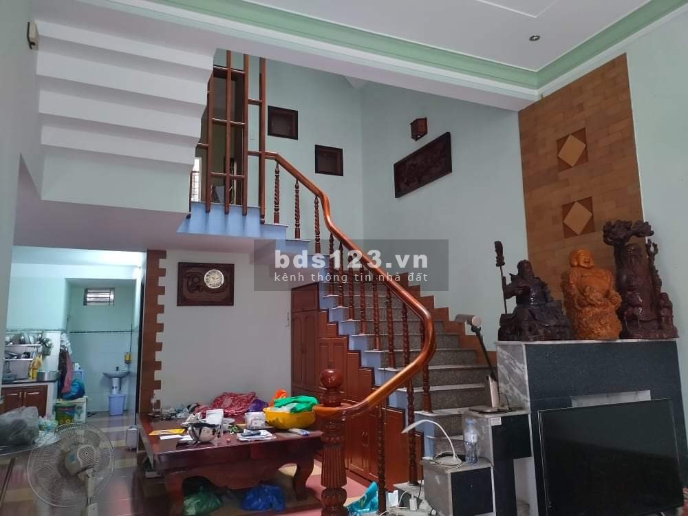 Bán nhà đường Trưng Nữ Vương, gần Cầu Rồng. 60m2x3Tầng, Cực Rẻ (0935621182)