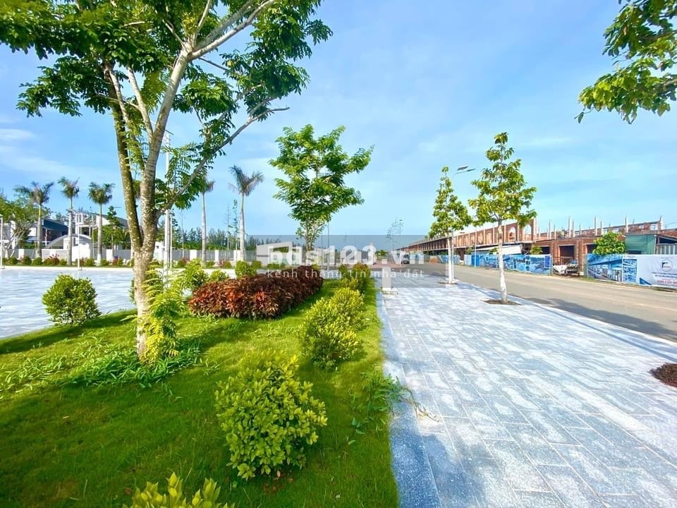 Nhà phố, đất nền khu đô thị Mekong Centre Sóc Trăng liên hệ 0773 692 670
