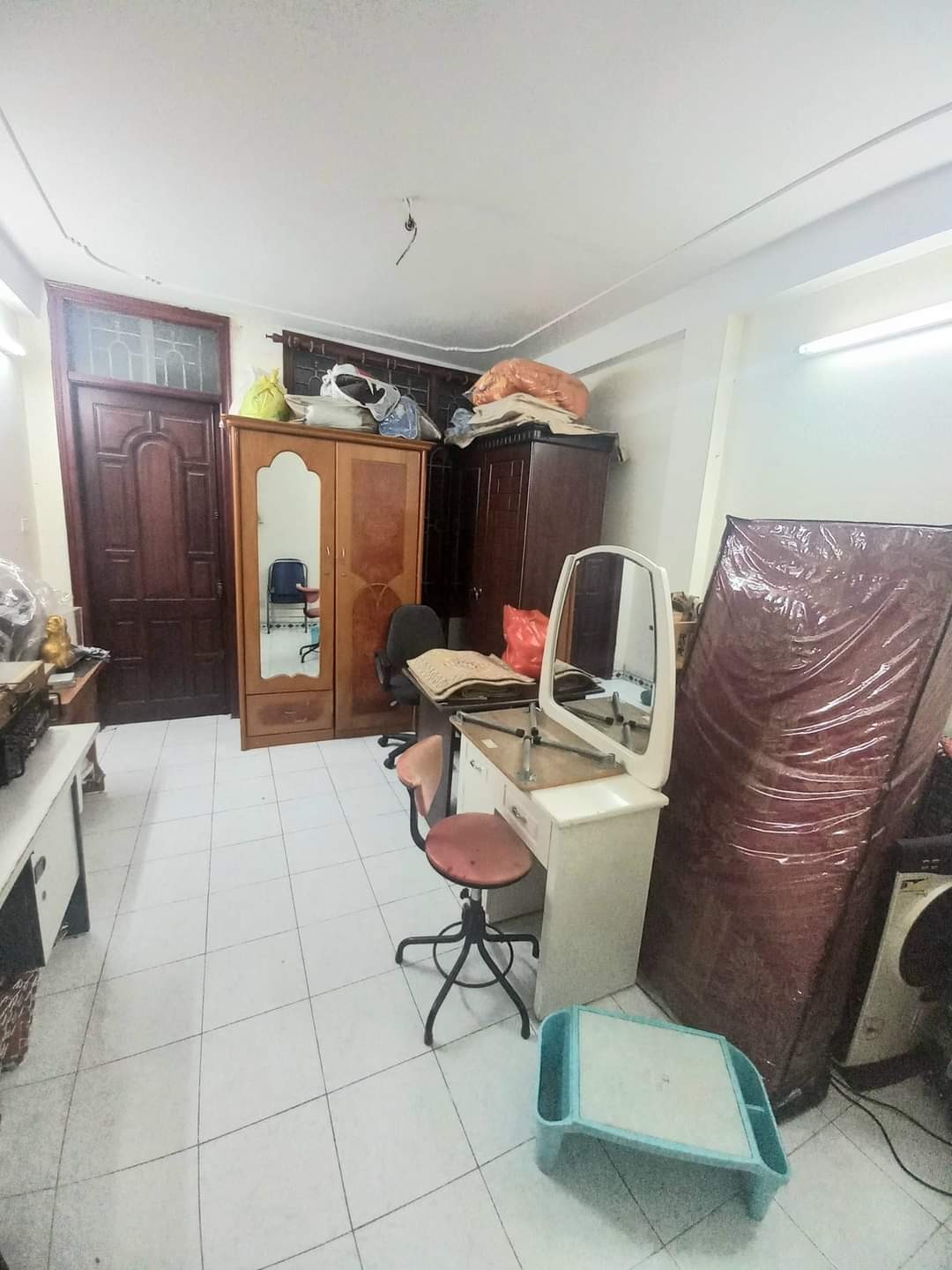Quận Ba Đình, ô tô tránh ngõ thông nhiều các ngã, xây khung cột bê tông chắc chắn