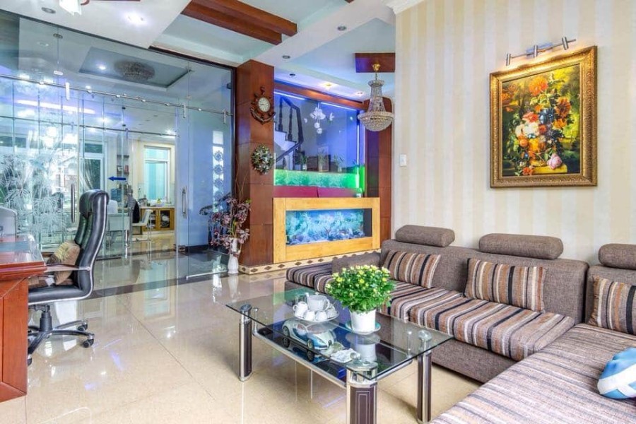 Cho thuê Villas Vũ Tùng Bình Thạnh - 15x25m trệt 2 lầu nhà mới bàn giao ngay