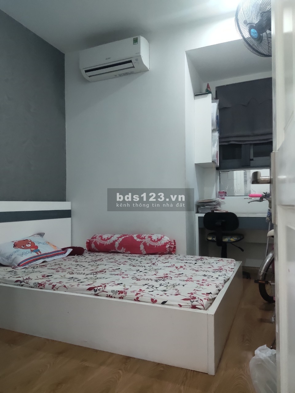 Cần bán CHCC Melody Residences, Âu Cơ, DT: 70m2, 2PN, giá 2.5 tỷ, LH: 0904950027 Quang