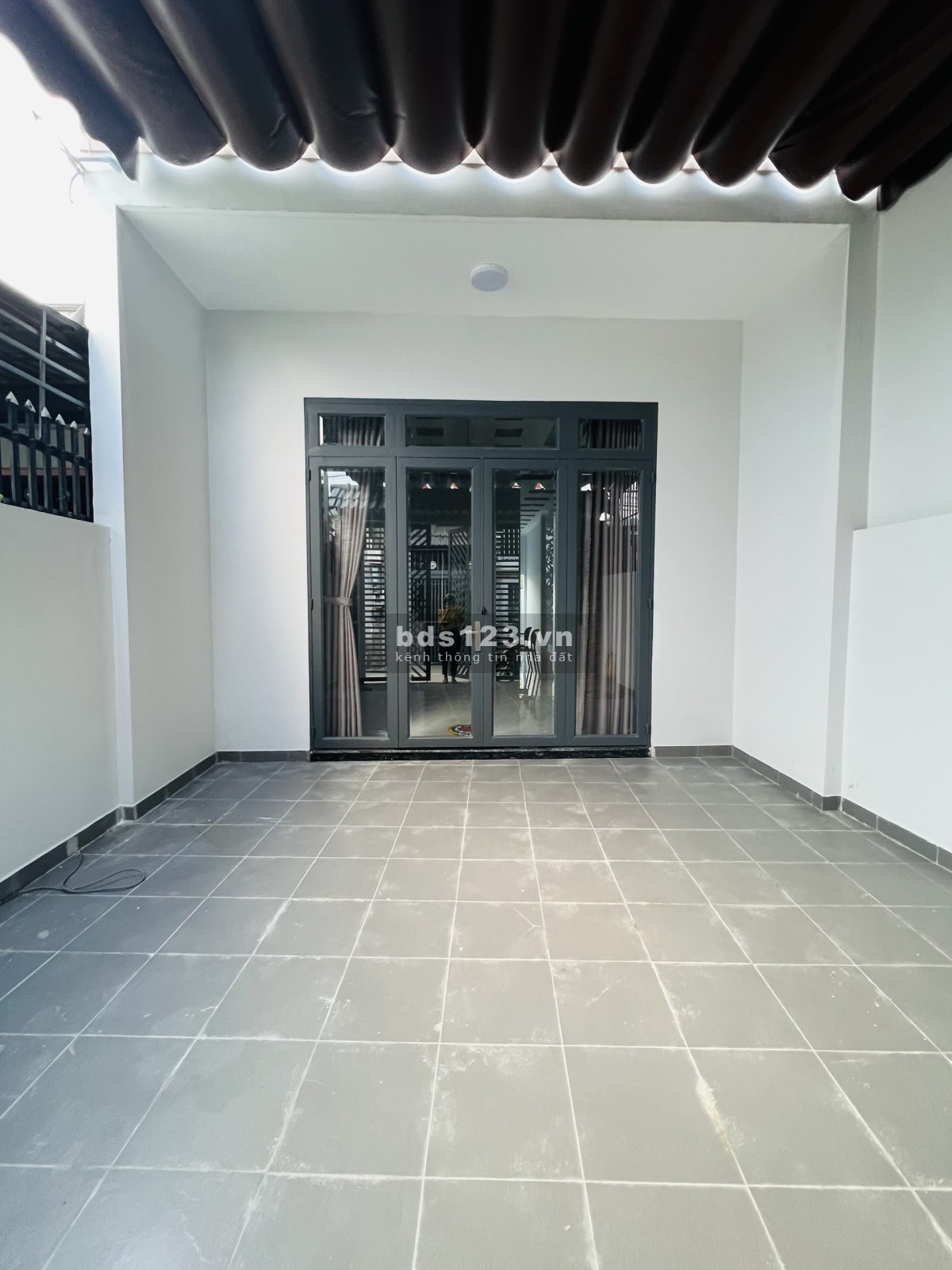 Bán Nhà Sổ Riêng Ngã Tư Cây Sung, DT 5x22, Giá 2.56 Tỷ (Hỗ Trợ Vay Ngân Hàng)