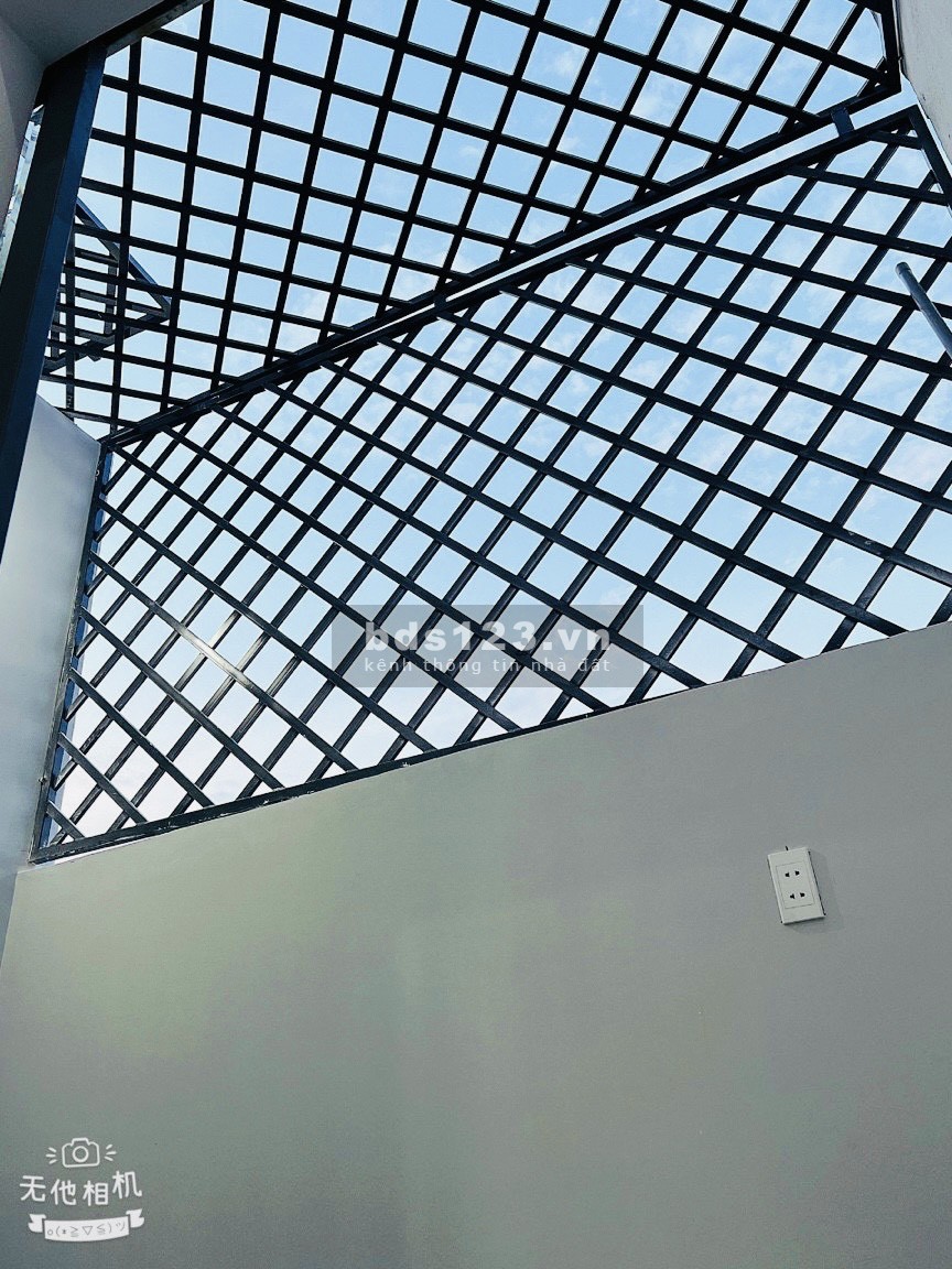 Bán Nhà Sổ Riêng Ngã Tư Cây Sung, DT 5x22, Giá 2.56 Tỷ (Hỗ Trợ Vay Ngân Hàng)