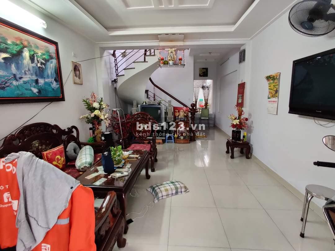 Rất gấp bán Nhà Nguyễn Biểu, Phường 1, Quận 5 liên hệ xem nhà 0901691615