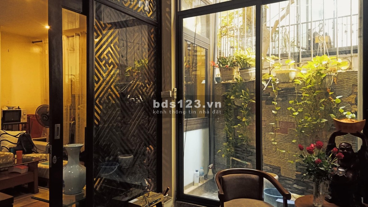 Bán nhà đẹp 3 mặt thoáng khu an sinh đỉnh, 5 phút ra hồ, sổ đẹp chính chủ lh 0327458458