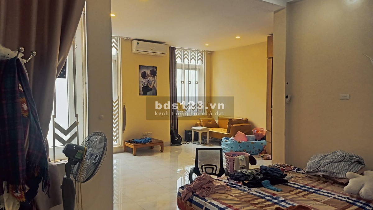 Bán nhà đẹp 3 mặt thoáng khu an sinh đỉnh, 5 phút ra hồ, sổ đẹp chính chủ lh 0327458458