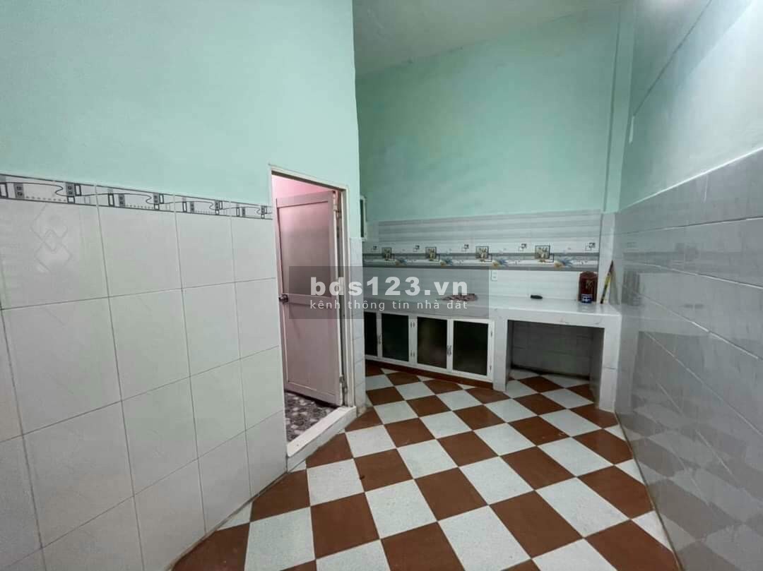 BÁN NHÀ ÂU CƠ, TÂN PHÚ, TIỆN SỬA MỚI, 4.2x10M, CHỈ 3.3 TỶ