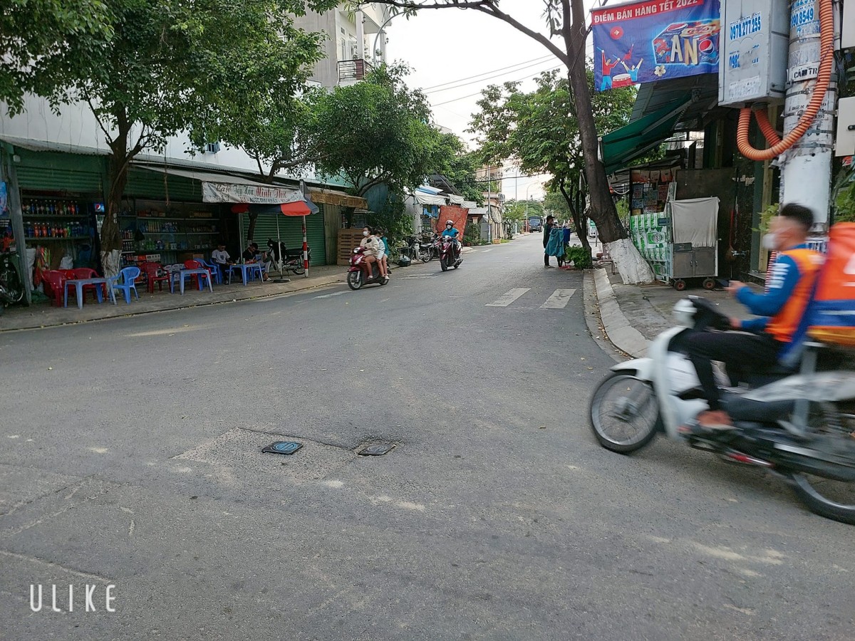 Bán gấp nhả hẻm chính chủ DT 40m², giá bán hời chỉ 4,2 tỷ đồng TL