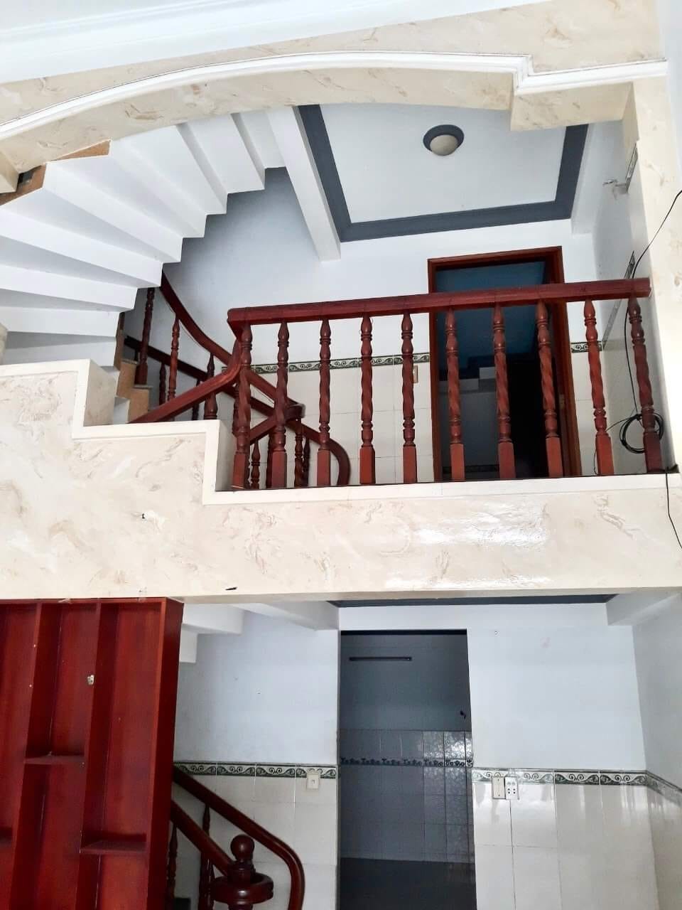 Bán gấp nhả hẻm chính chủ DT 40m², giá bán hời chỉ 4,2 tỷ đồng TL