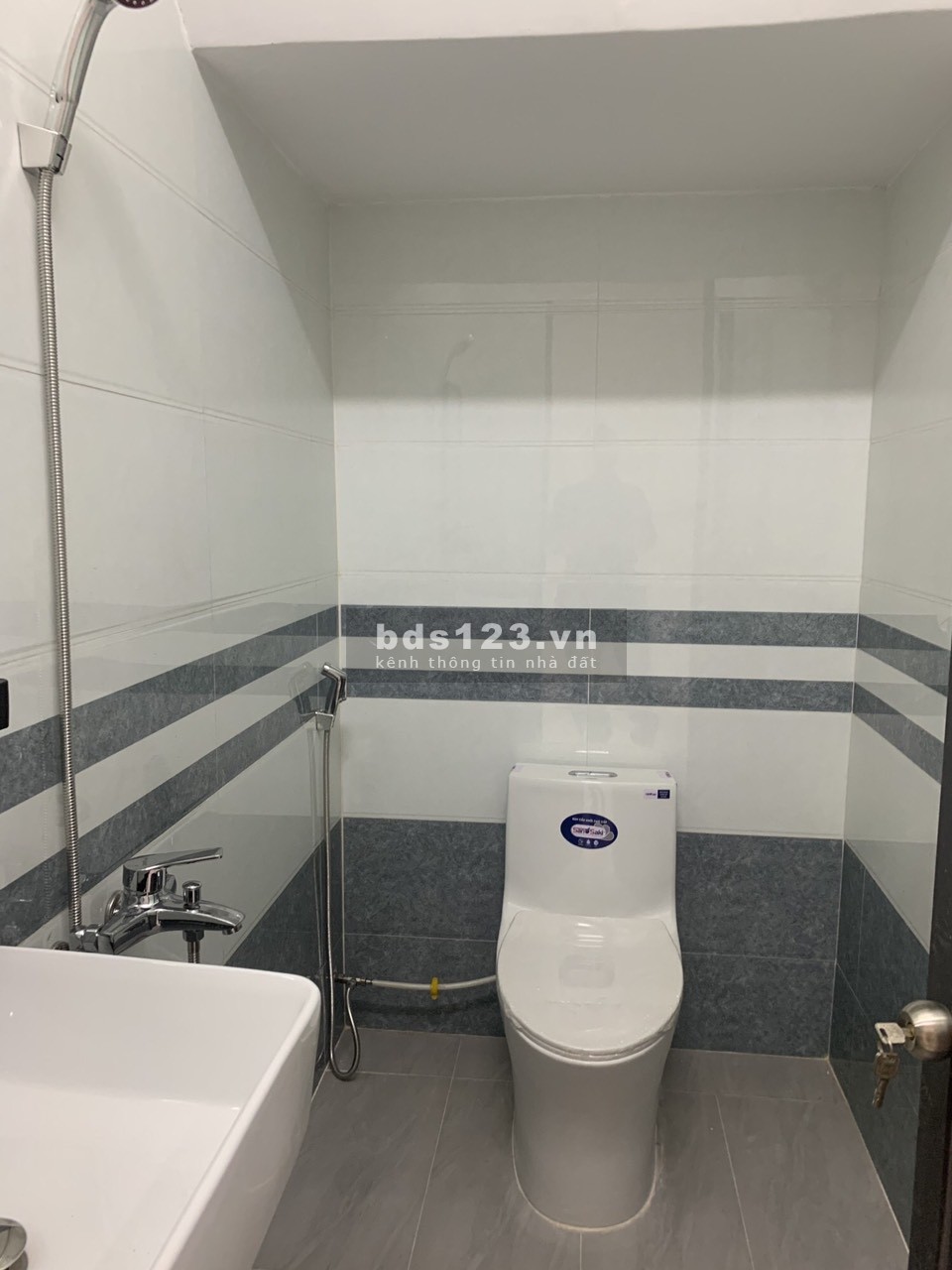 Nhà HXH Đường 18B, Bình Tân, Diện Tích 80m² x 2 tầng giá chỉ 3,8 tỷ đồng