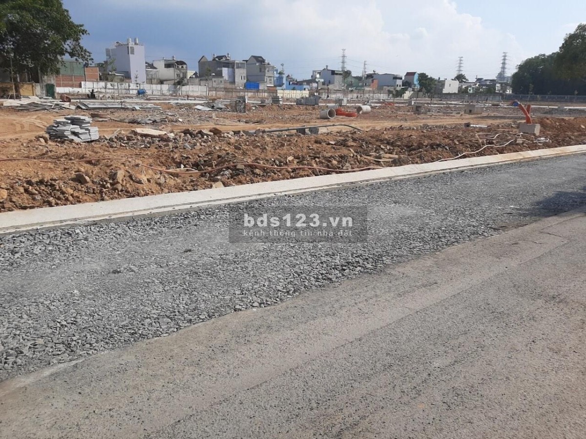 Đất ở thị trấn mặt tiền, thổ cư sổ hồng riêng, giá tốt đầu tư sinh lời lh 0773161606