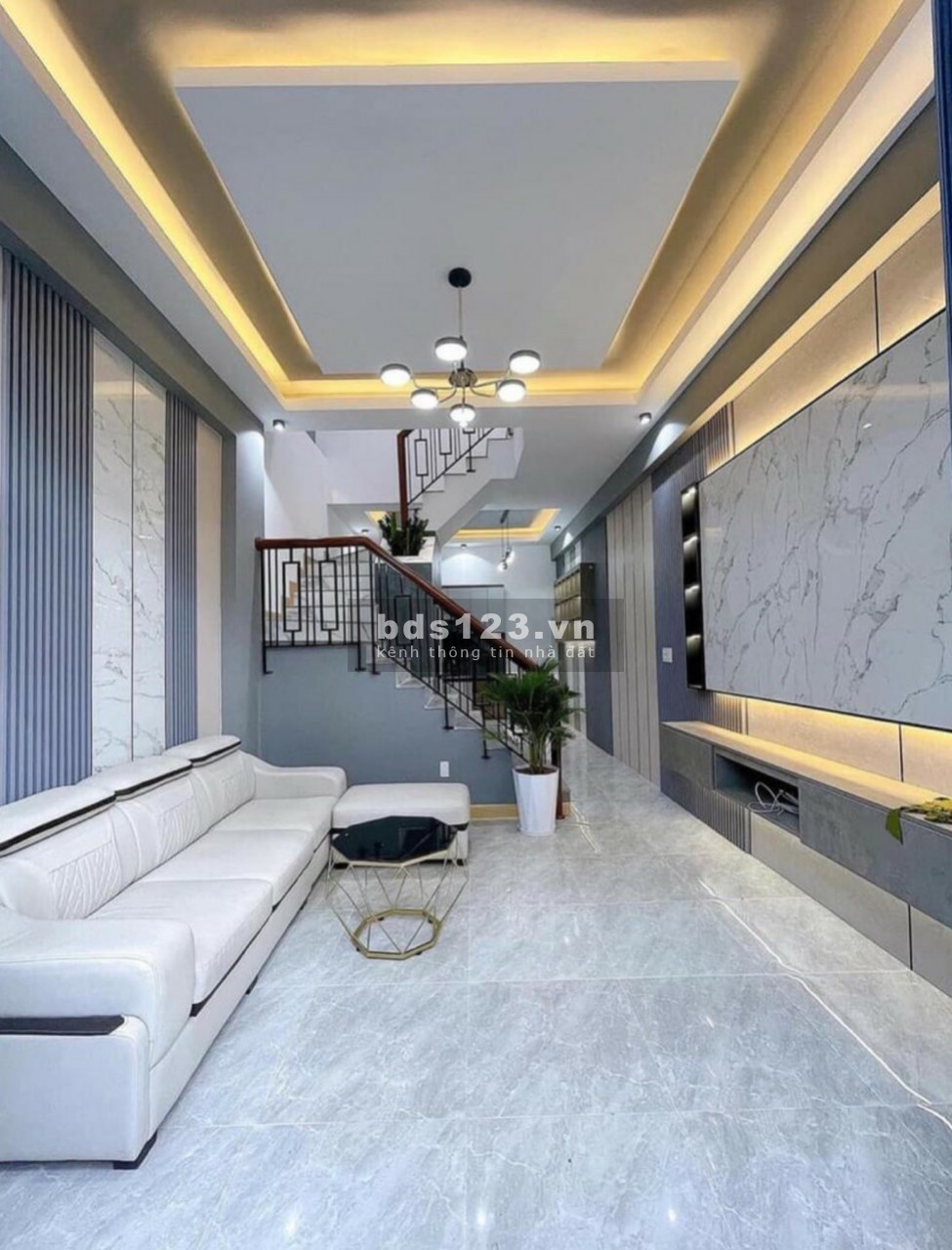 Nhà cần bán gấp do gia chủ nợ nần liên hệ 0901405134, đã có giấy tờ