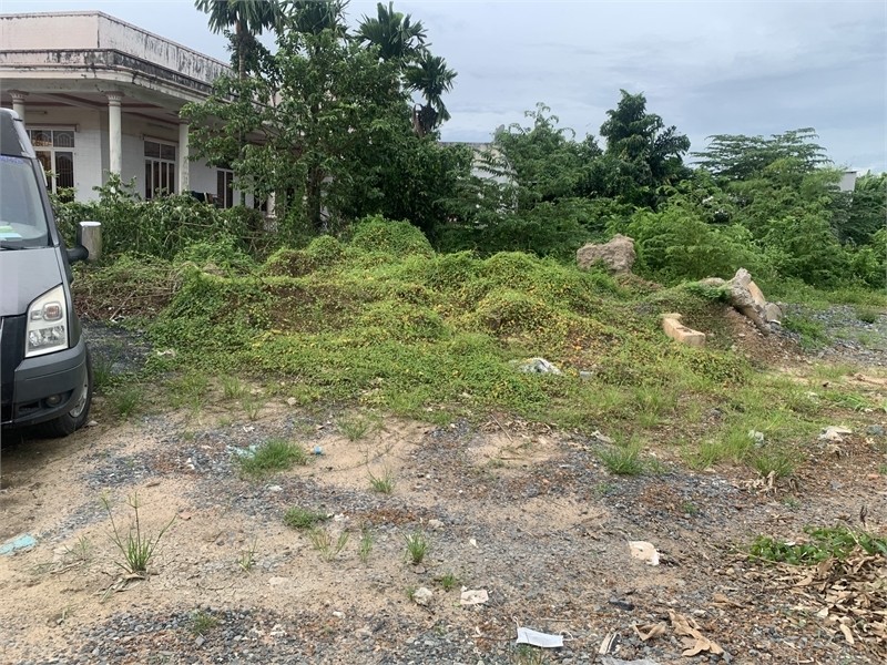 Đất thổ 1 sẹc đường Nguyễn Văn Bứa, giá 11 triệu/m2, đường xe hơi vô tận nơi