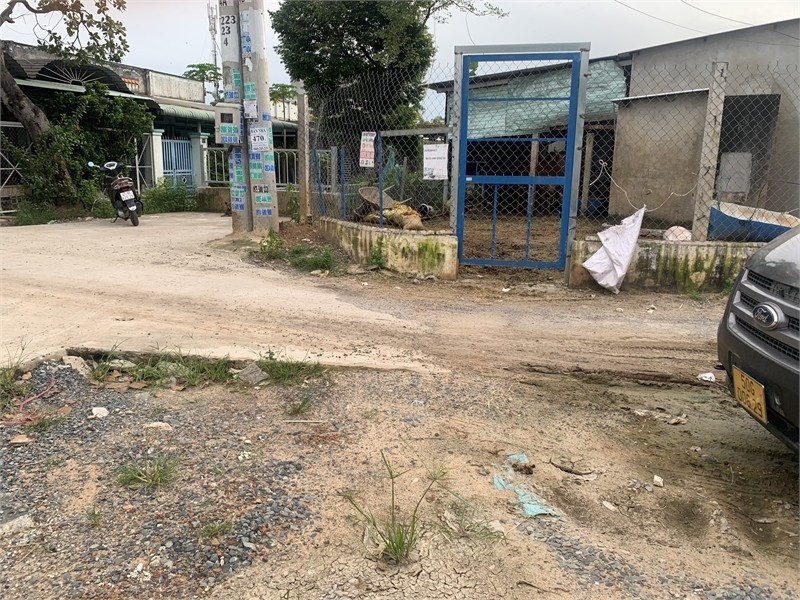 Đất thổ 1 sẹc đường Nguyễn Văn Bứa, giá 11 triệu/m2, đường xe hơi vô tận nơi