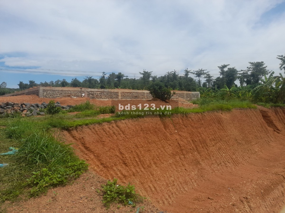 Bán đất sào giáp hồ Trị An Định Quán Đồng Nai liên hệ…