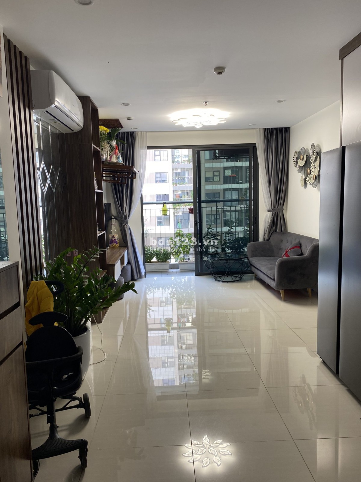 Chính chủ cần chuyển nhượng lại gấp căn 3 ngủ tại góc giá chỉ 2.400 tr 0965.479.380