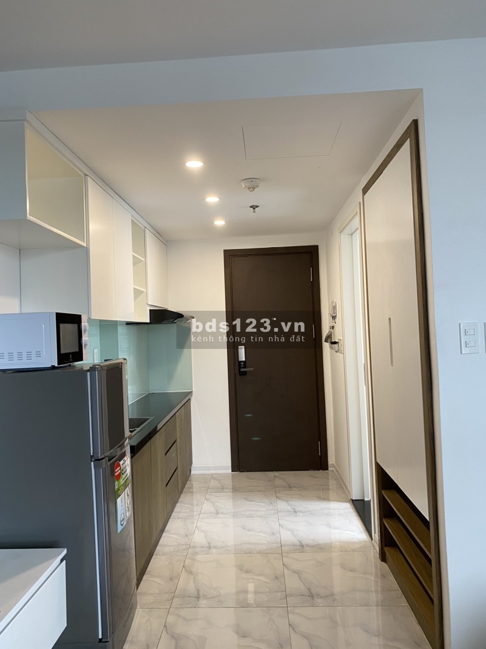 Bán Office-tel Orchard Garden -tầng trung, căn góc 2 mặt, 32m2 –bán kèm HĐ thuê dài hạn 1.95 tỷ BP