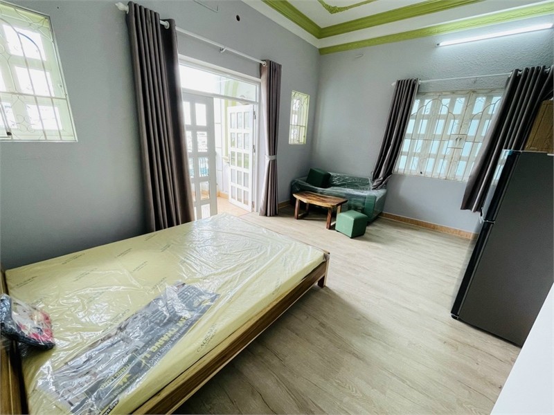 Bán Nhà 2MT Bùi Đình Túy 11x20m Nhà 3 Lầu, Sân Thượng Giá 36 Tỷ