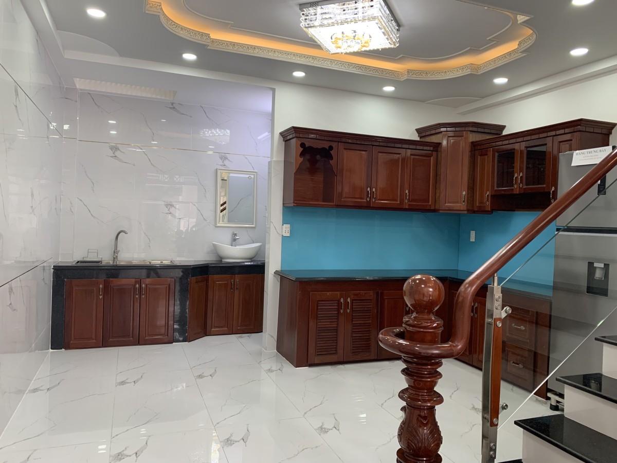 Nhà An Dương Vương, P16, Quận 8 hẻm ô tô dt 56m² x 4 tầng, giá bán 5,6 tỷ LH 0962931613