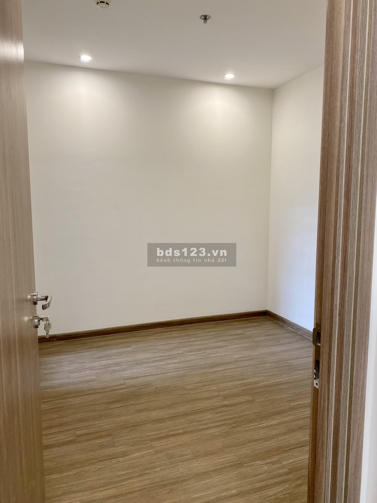 Cần bán nhanh căn hộ 2PN Origami khu Vinhome Grand Park mới nhận nhà - Tầng trung view thoáng đẹp